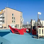 Schatzkiste - Dorf 18 * Priwall