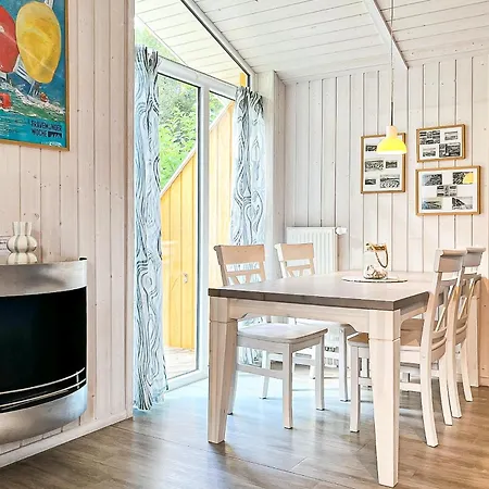 Schatzkiste - Dorf 18 Holiday home Priwall