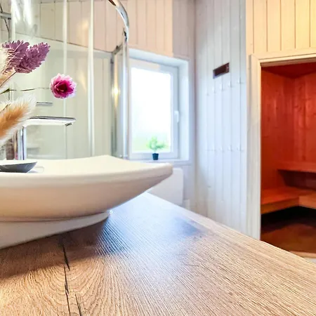 Schatzkiste - Dorf 18 * Priwall